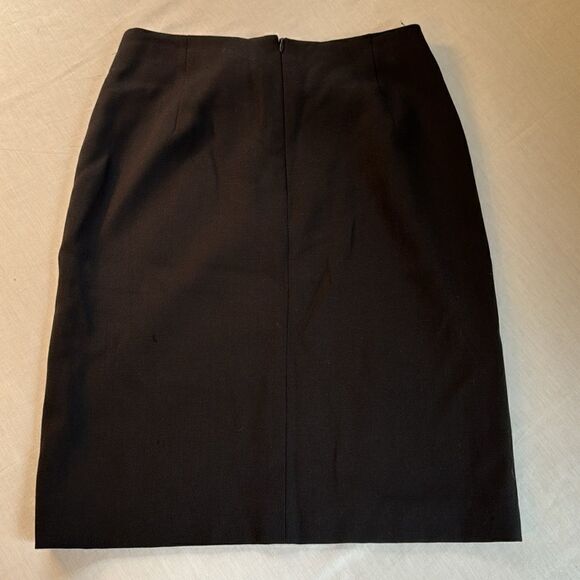 J. Crew black lined wool crepe suit skirt 21” long 13” waist zip back - Picture 4 of 15